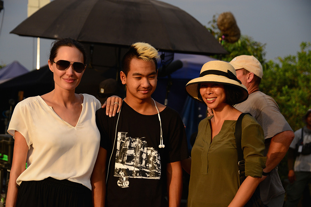 How Maddox Jolie Pitt Became Angelina Jolie S Right Hand Man E Online